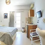 Avraki Hotel 3*