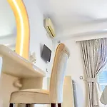 Hotel Avraki Kamári