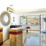 Hotel Avraki 3*