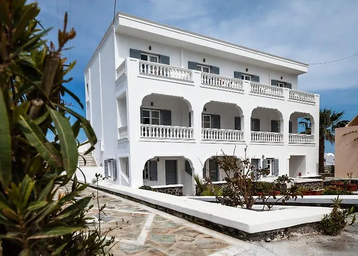 Avraki Hotel
