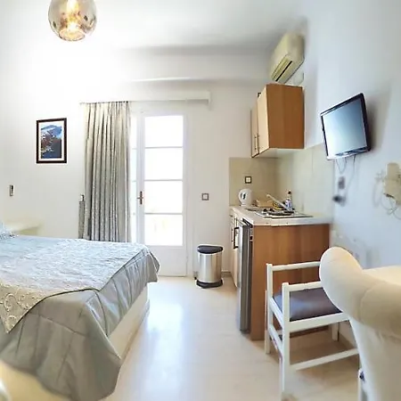 Avraki Hotel 3*