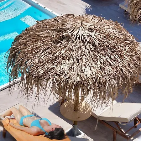 Avraki Hotel Kamari (Santorini)