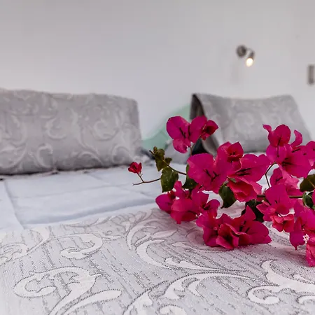 Avraki 3* Kamari (Santorini)