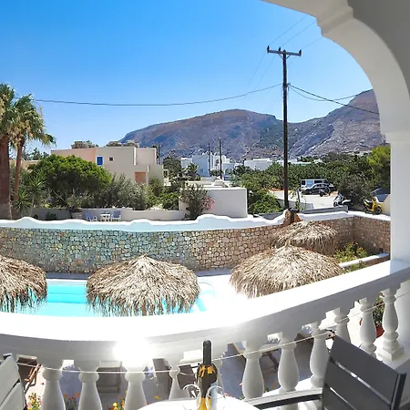 Avraki Hotel
