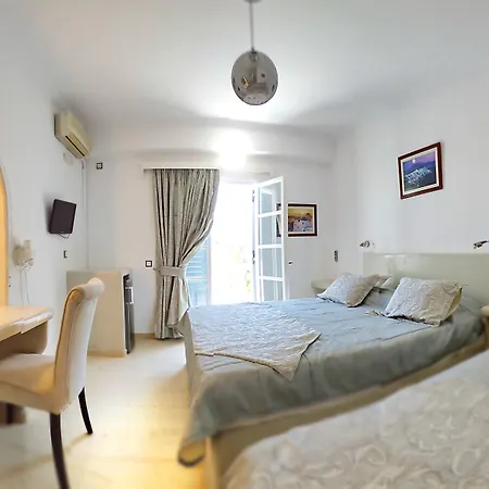 Avraki 3* Kamari (Santorini)