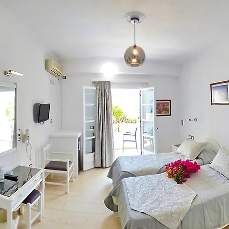 Hotel Avraki Kamari (Santorini)