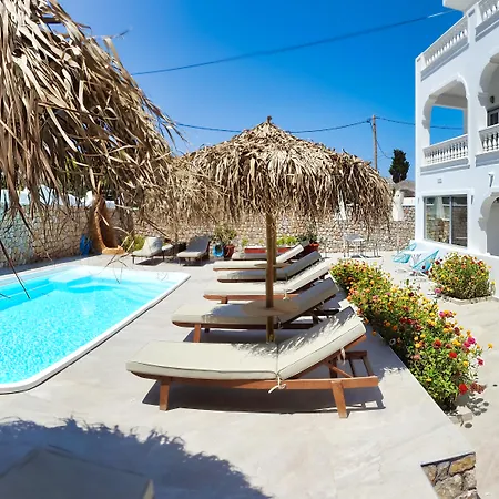 Avraki Hotel 3*