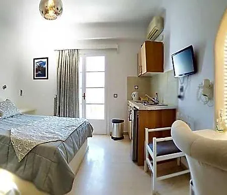 Avraki Hotell