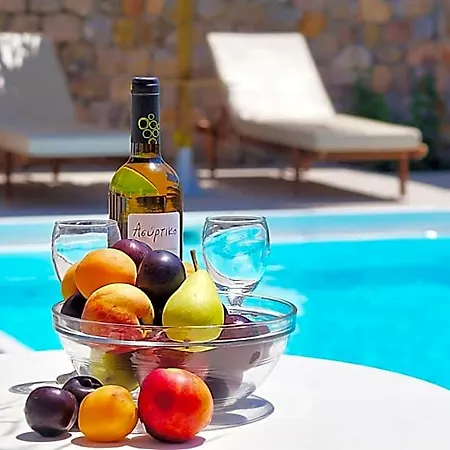Avraki ホテル