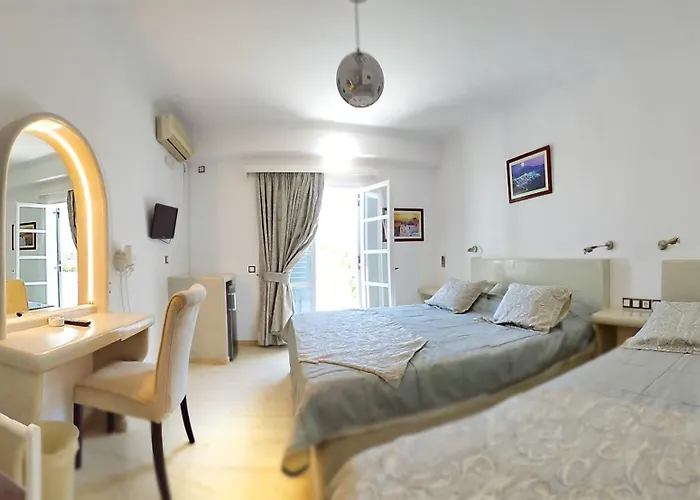 Avraki 3* Kamari (Santorini)