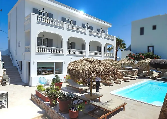Avraki Hotel Kamari (Santorini)