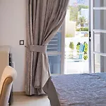 Hotel Avraki 3*