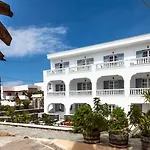 Hotel Avraki 3*