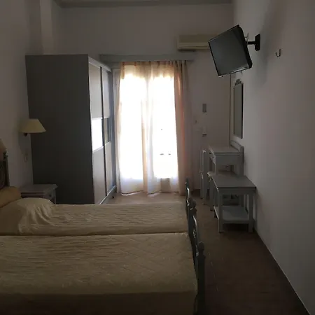 Avraki Отель
