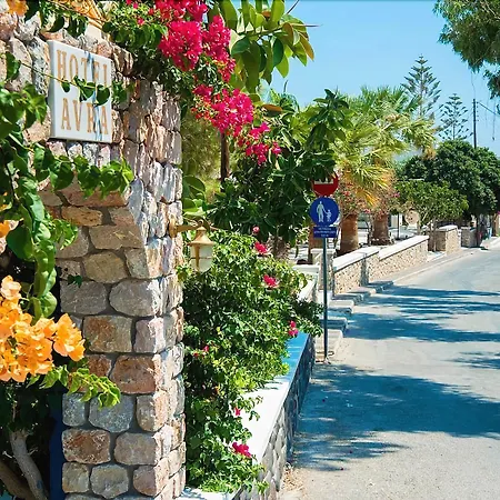 ホテル Avraki Kamári