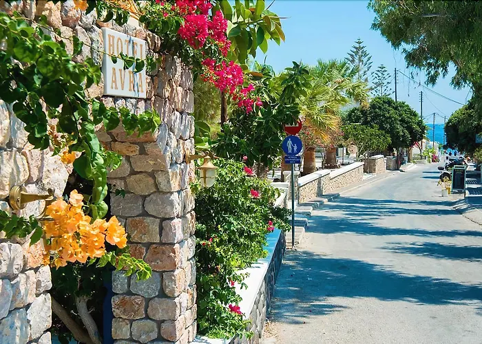 ホテル Avraki Kamári